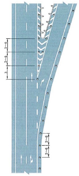 出口匝道突起路标布设示例